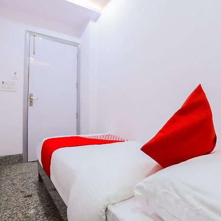 Hotel O New Tech India Delhi  Bagian luar foto