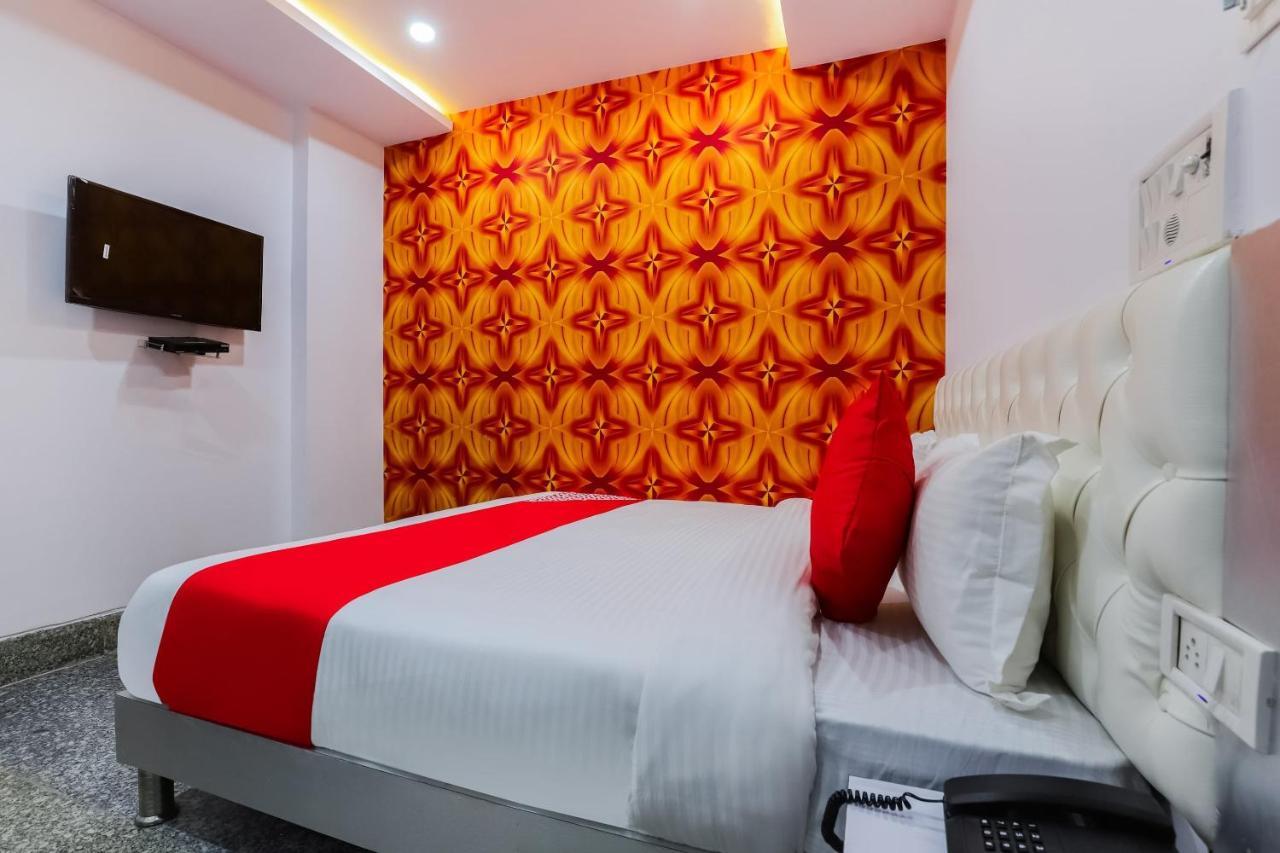 Hotel O New Tech India Delhi  Bagian luar foto