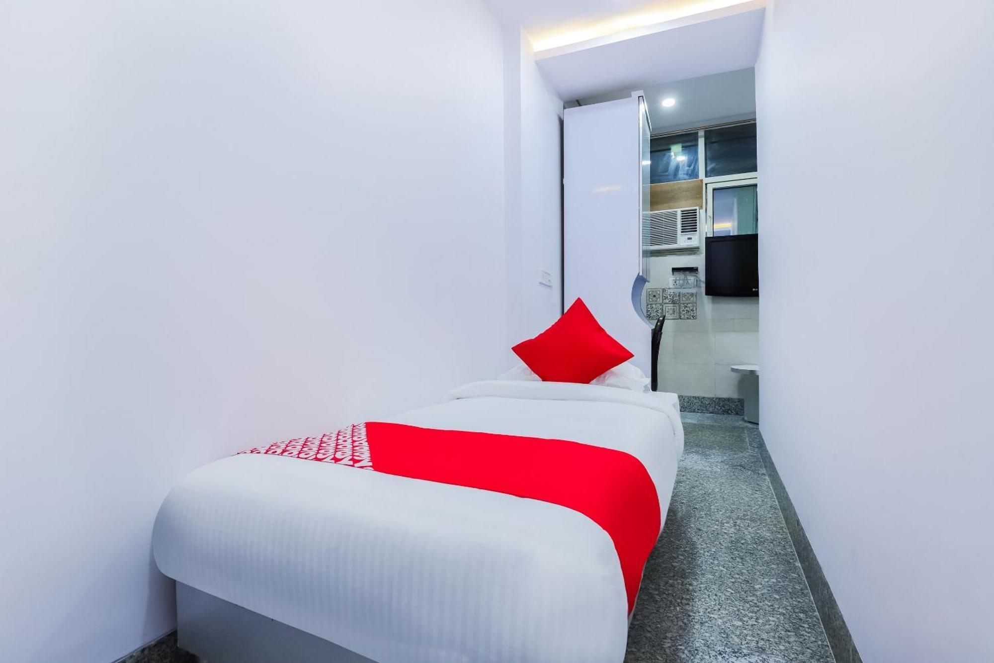 Hotel O New Tech India Delhi  Bagian luar foto