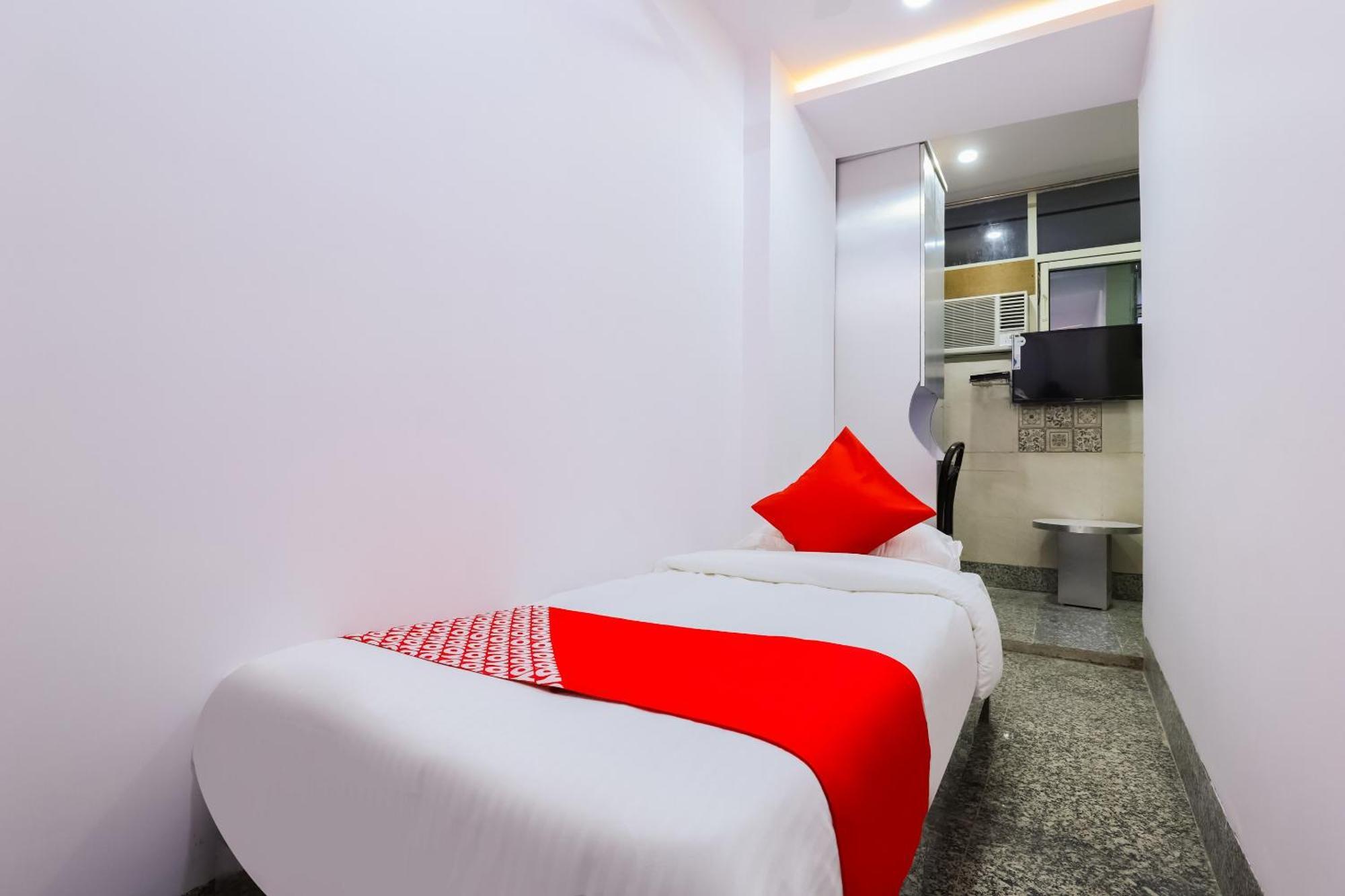Hotel O New Tech India Delhi  Bagian luar foto
