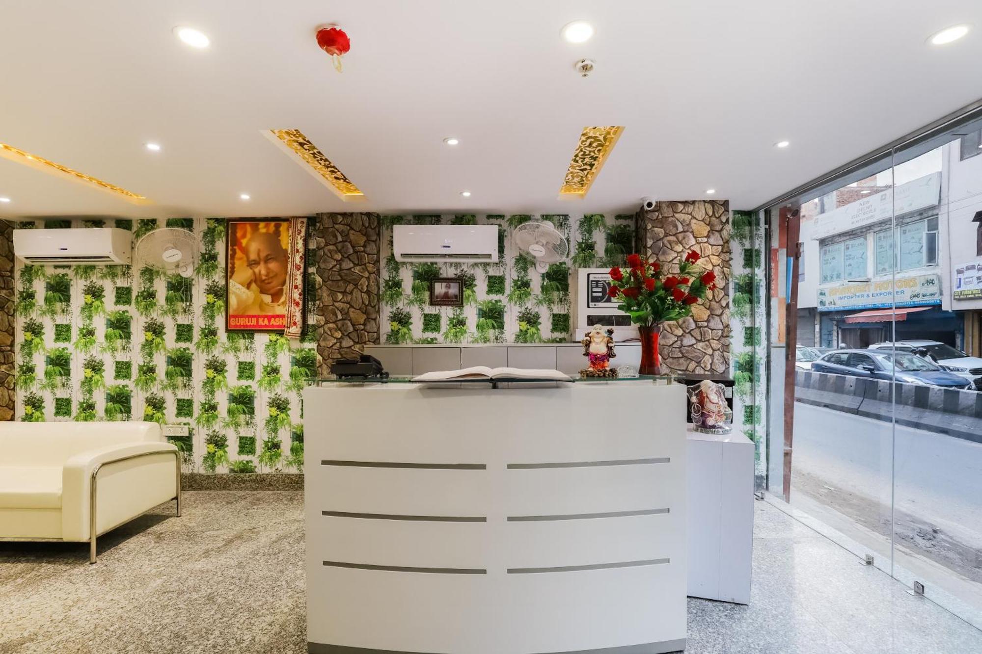 Hotel O New Tech India Delhi  Bagian luar foto