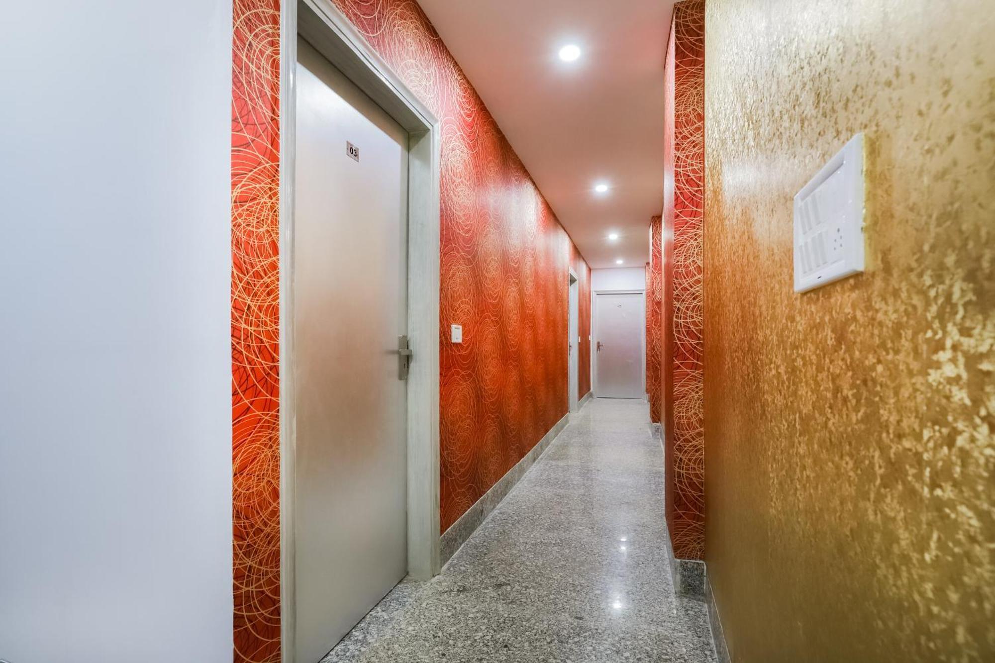 Hotel O New Tech India Delhi  Bagian luar foto
